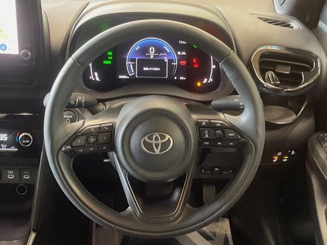 TOYOTA YARIS CROSS HYBRID 2024 Image 31