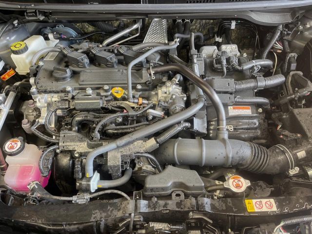 TOYOTA YARIS CROSS HYBRID 2024 Image 31