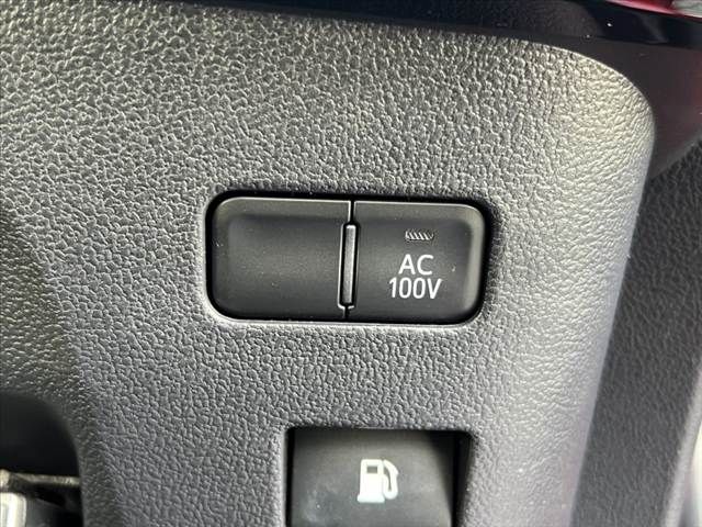 TOYOTA PRIUS 2017 Image 31