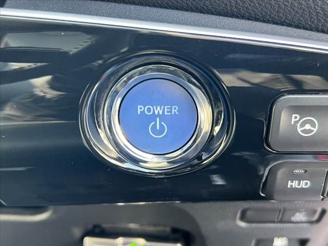 TOYOTA PRIUS 2017 Image 31