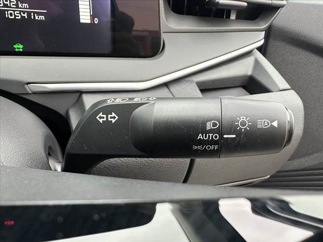 NISSAN NOTE 2022 Image 31