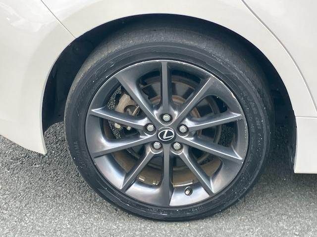 TOYOTA LEXUS CT200H 2013 Image 31