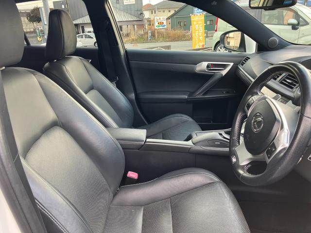 TOYOTA LEXUS CT200H 2013 Image 31