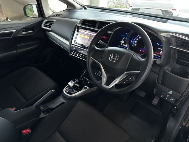HONDA FIT HYBRID 2015 Image 31
