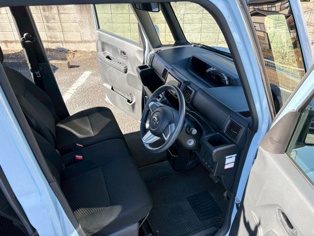 DAIHATSU WAKE 2017 Image 31