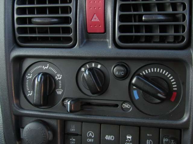 SUZUKI CARRY TRUCK 4WD 2024 Image 31