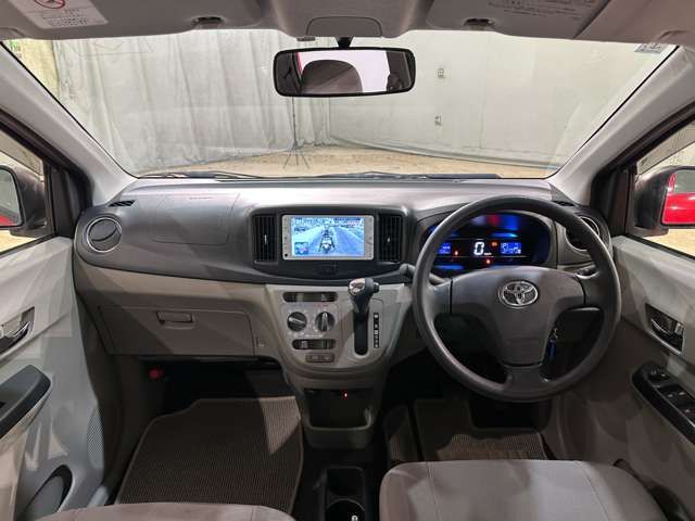 TOYOTA PIXIS EPOCH 2013 Image 31