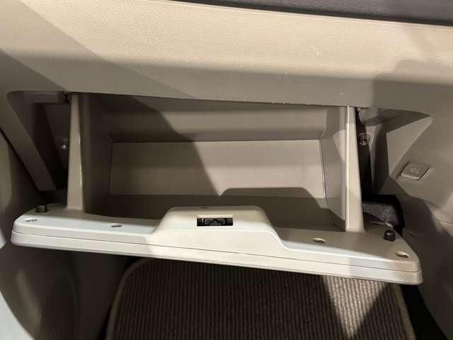 TOYOTA PIXIS EPOCH 2013 Image 31