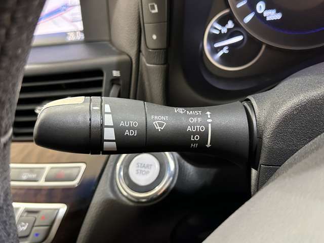 NISSAN FUGA 2009 Image 31