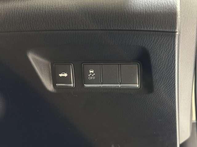 NISSAN FUGA 2009 Image 31