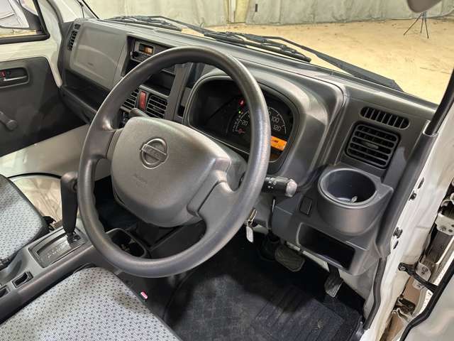 NISSAN NT100 CLIPPER 2017 Image 31