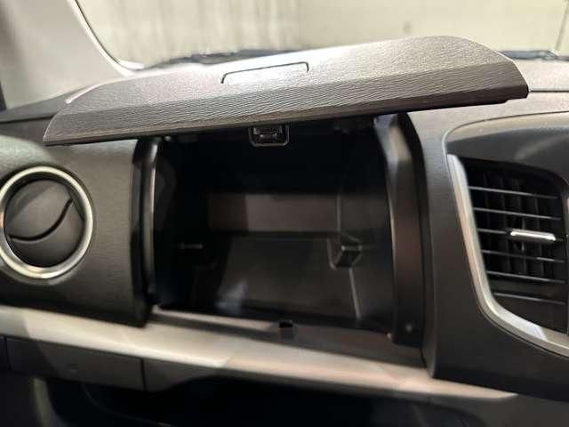 SUZUKI WAGON R STINGRAY 2013 Image 31