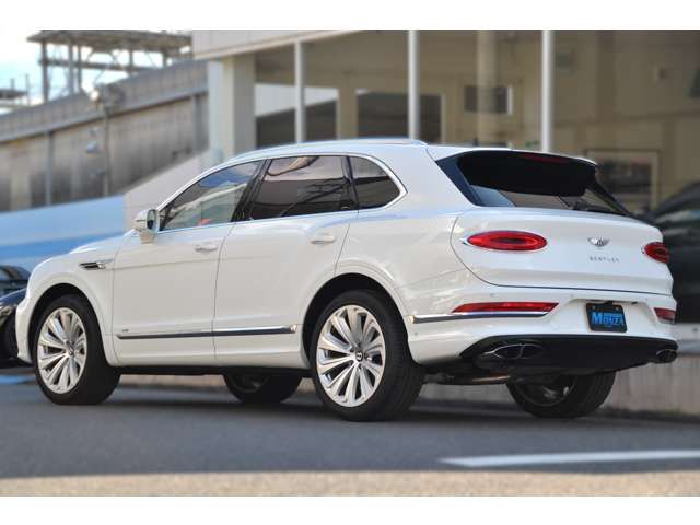 BENTLEY BENTLEY 2022 Image 31