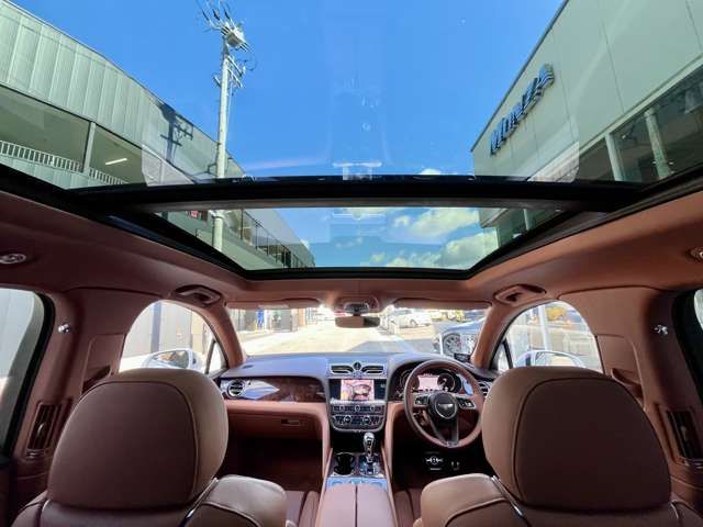 BENTLEY BENTLEY 2022 Image 31