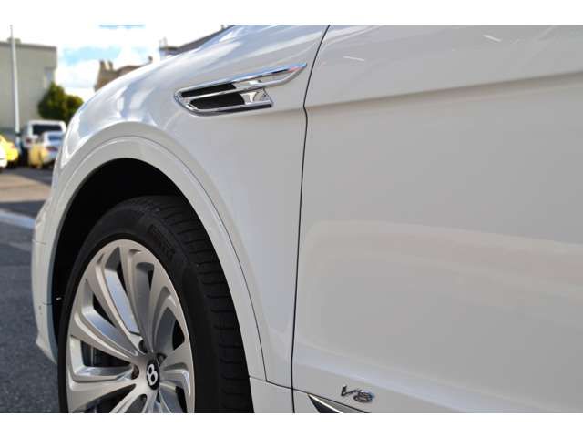 BENTLEY BENTLEY 2022 Image 31