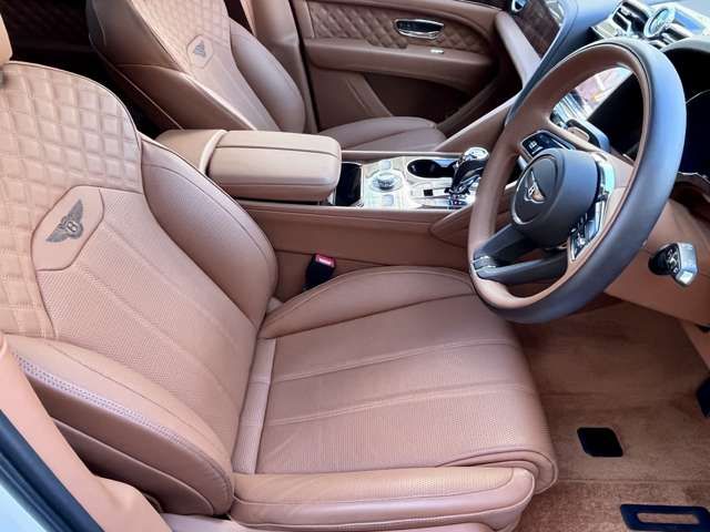 BENTLEY BENTLEY 2022 Image 31