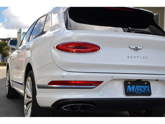 BENTLEY BENTLEY 2022 Image 31