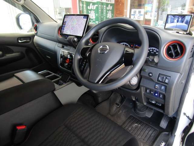 NISSAN NV350 CARAVAN 4WD 2021 Image 31