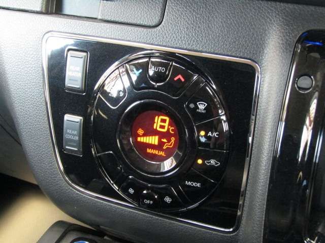 NISSAN NV350 CARAVAN 4WD 2021 Image 31