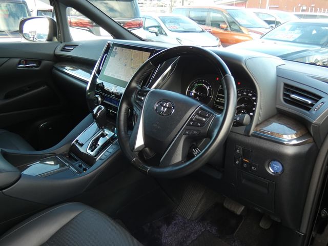 TOYOTA ALPHARD HYBRID 4WD 2022 Image 31