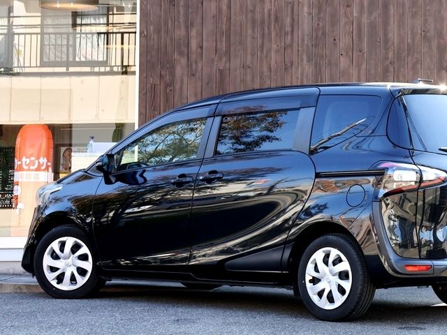 TOYOTA SIENTA 2017 Image 31