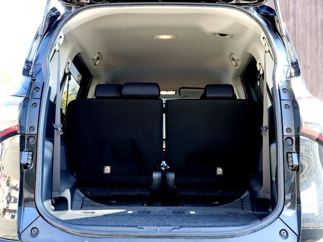 TOYOTA SIENTA 2017 Image 31