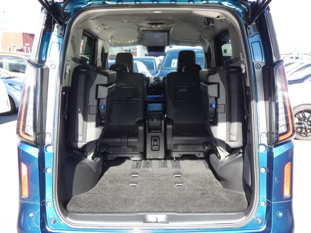 NISSAN SERENA  WG 2024 Image 31