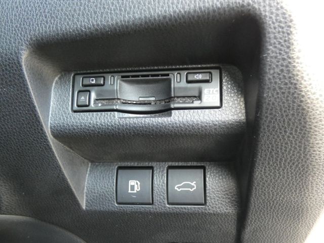 TOYOTA CROWN CROSSOVER 2023 Image 31