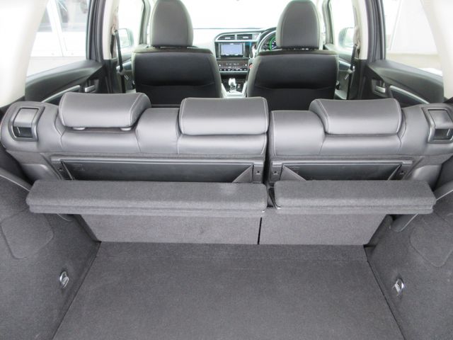 HONDA SHUTTLE HYBRID 2019 Image 31