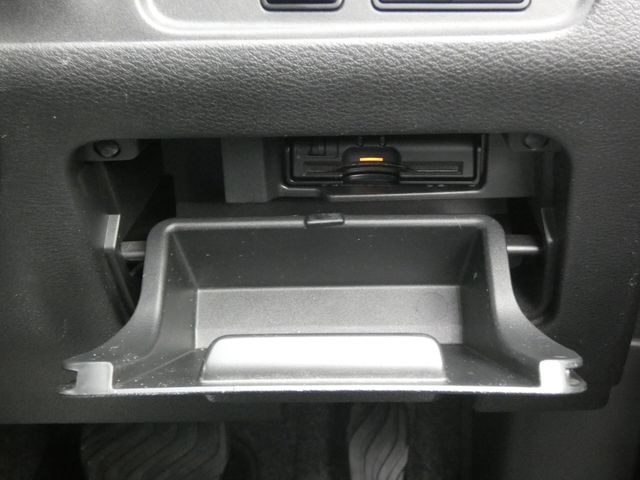 NISSAN SERENA  WG 2019 Image 31