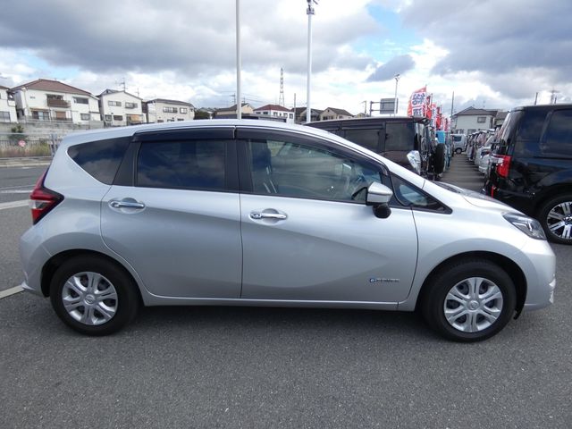 NISSAN NOTE 4WD 2021 Image 31