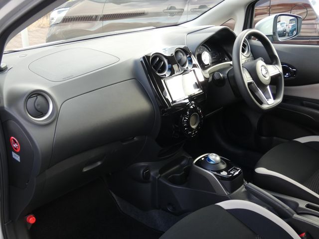 NISSAN NOTE 4WD 2021 Image 31