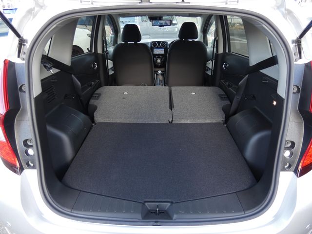 NISSAN NOTE 4WD 2021 Image 31