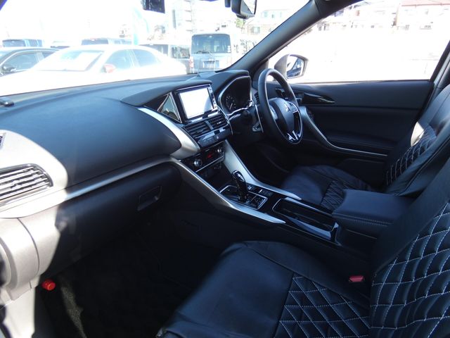 MITSUBISHI ECLIPSE CROSS PHEV 2023 Image 31