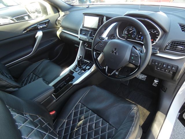 MITSUBISHI ECLIPSE CROSS PHEV 2023 Image 31