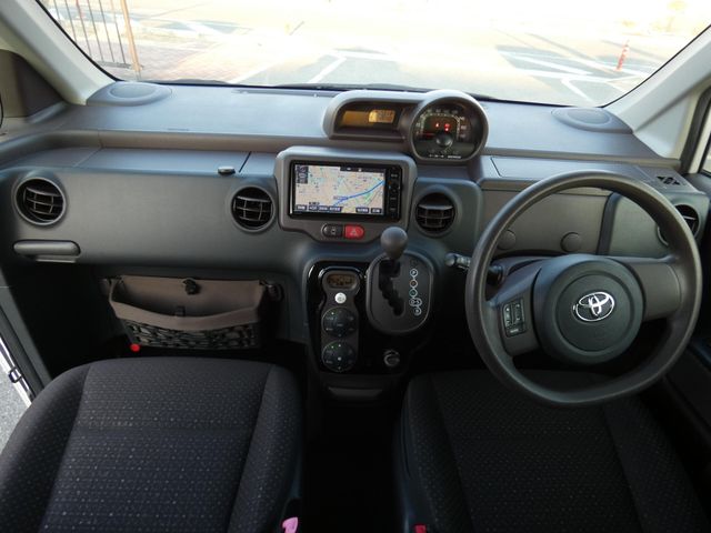 TOYOTA PORTE 2014 Image 31