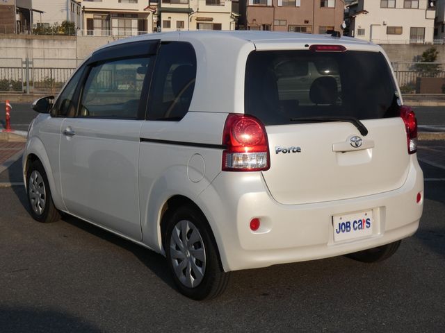 TOYOTA PORTE 2014 Image 31