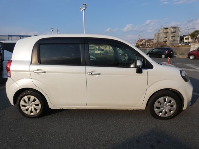 TOYOTA PORTE 2014 Image 31