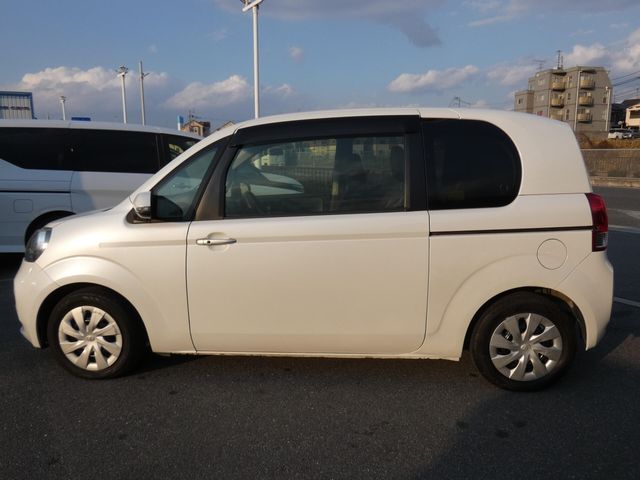 TOYOTA PORTE 2014 Image 31