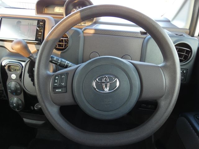 TOYOTA PORTE 2014 Image 31