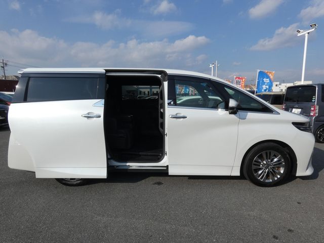 TOYOTA ALPHARD HYBRID 2023 Image 31