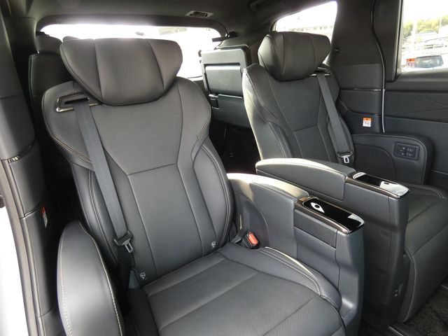 TOYOTA ALPHARD HYBRID 2023 Image 31