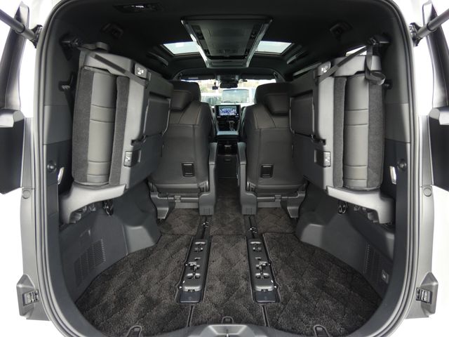 TOYOTA ALPHARD HYBRID 2023 Image 31