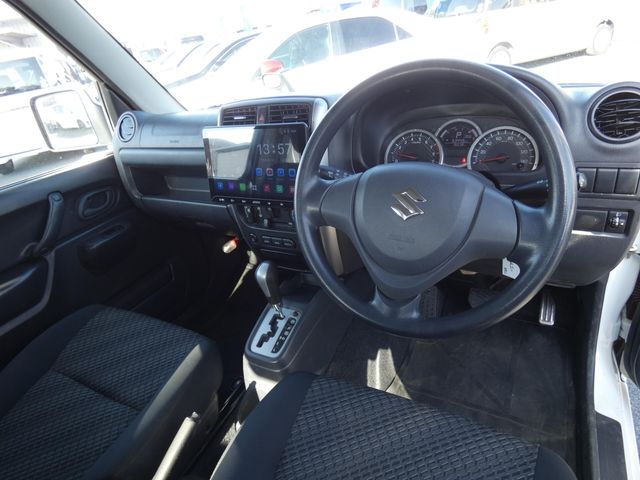 SUZUKI JIMNY 4WD 2017 Image 31