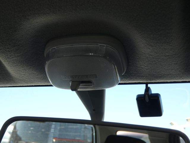 SUZUKI JIMNY 4WD 2017 Image 31