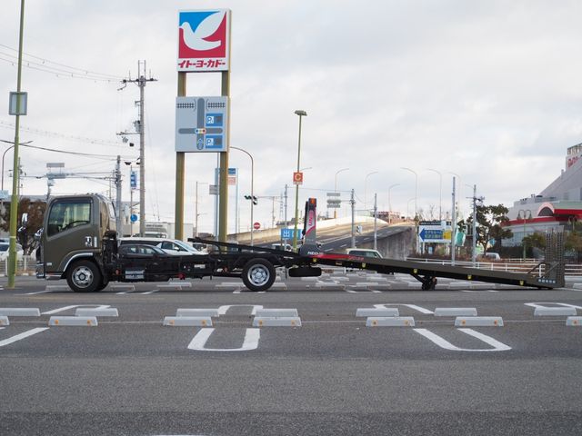 ISUZU ELF 2024 Image 31