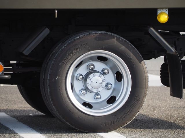 ISUZU ELF 2024 Image 31