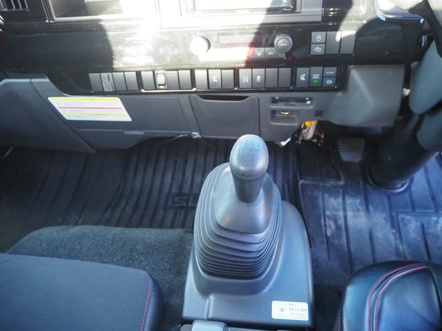 ISUZU ELF 2024 Image 31