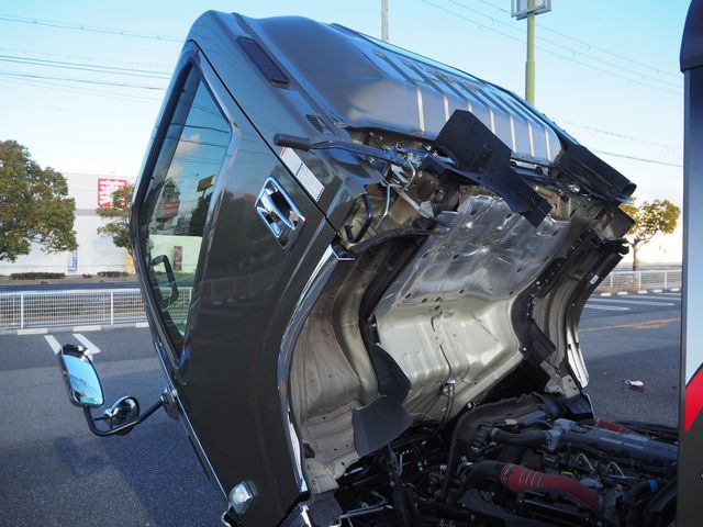 ISUZU ELF 2024 Image 31