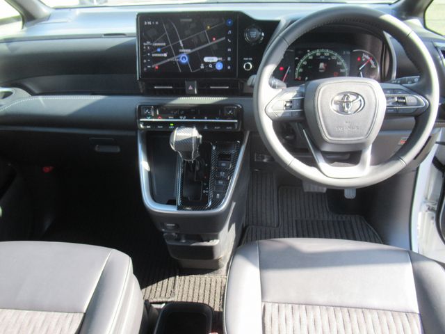 TOYOTA NOAH 2024 Image 31